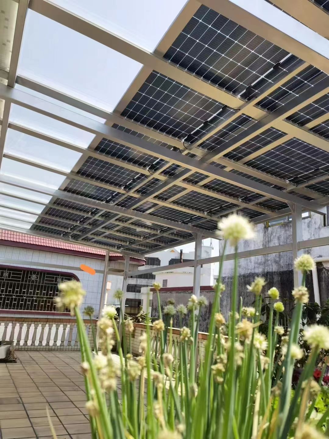 鹿邑别墅家用屋顶太阳能发电系统安装